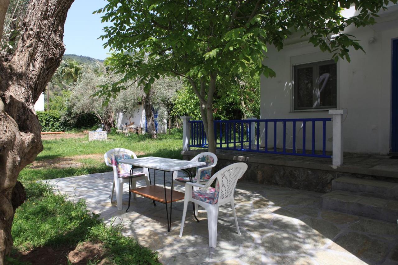 O Pyrgos Accommodations Panormos  Екстериор снимка