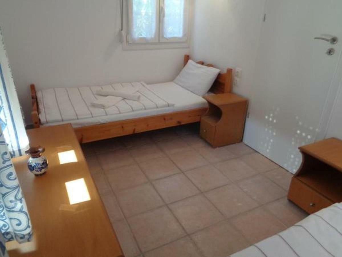 O Pyrgos Accommodations Panormos  Екстериор снимка